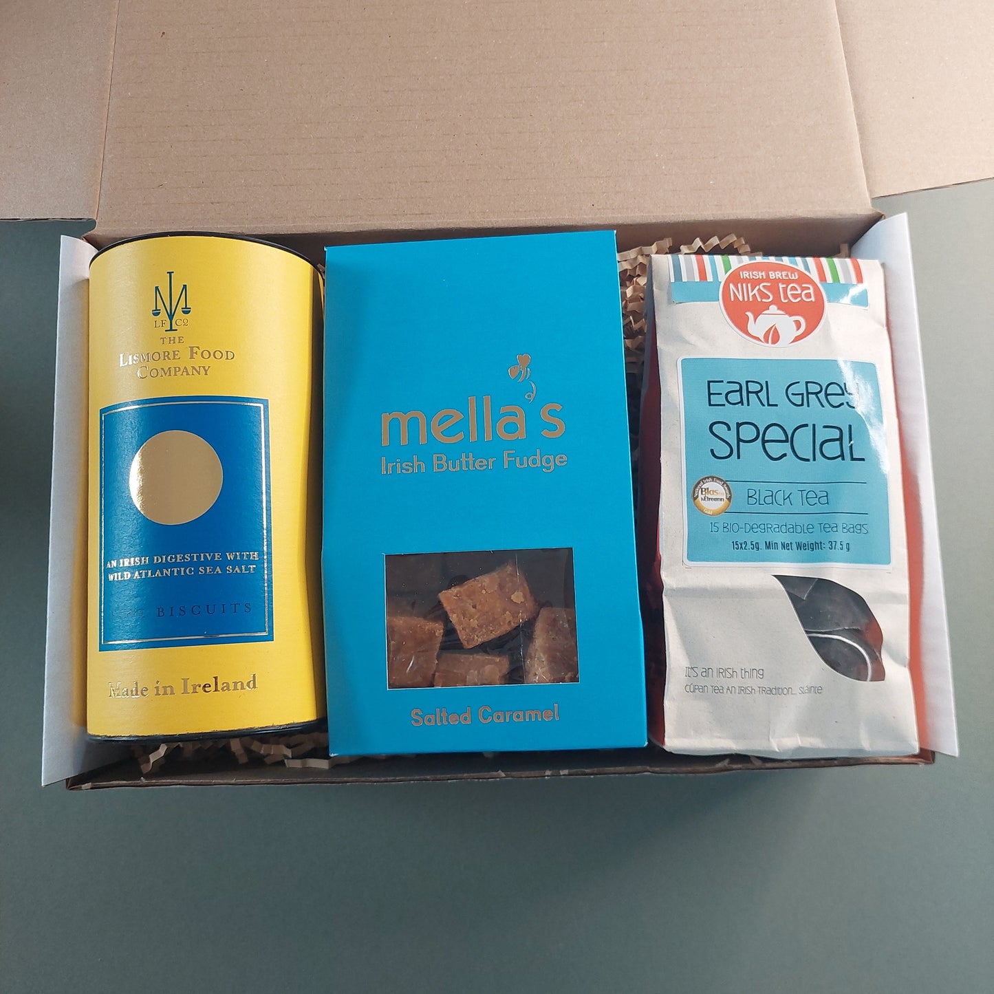 Tea & Treats Box
